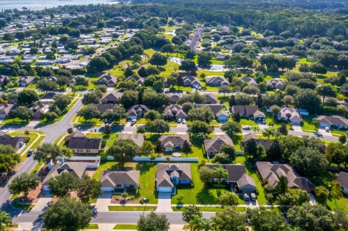 4641 Marsh Harbor Dr, Tavares FL  32778-4764 exterior