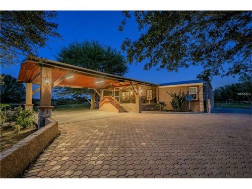20516 Keene Rd, Wimauma, FL 33598-2386