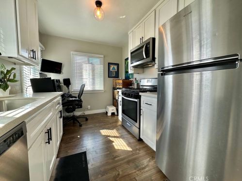 757 Redondo Ave, Long Beach CA  90804-5140 exterior