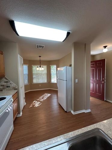 121 Plover Pass, Georgetown TX  78633-4817 exterior