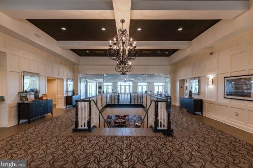 18345 Mid Ocean Pl, Leesburg VA 20176-7451 exterior