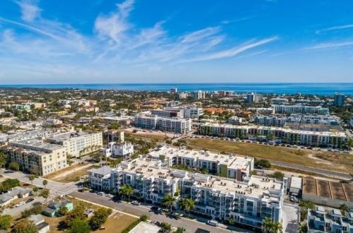 111 1st Ave, Delray Beach FL  33444-3712 exterior