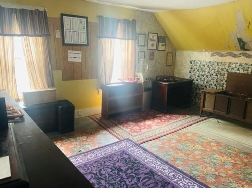 23 Old Manchester Rd, Raymond NH exterior