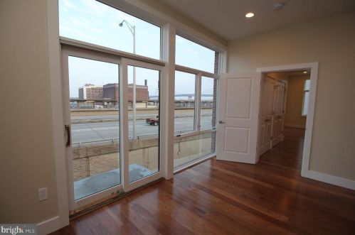 601 2nd St, Philadelphia, PA 19123-3001