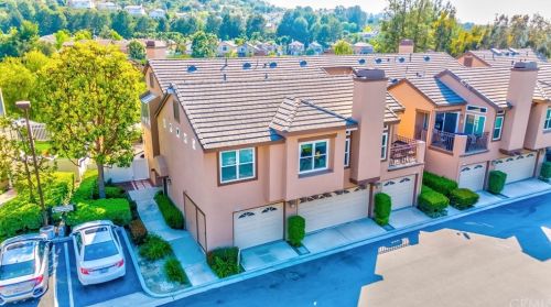 1097 Country Glen Way, Anaheim, CA 92808-2604