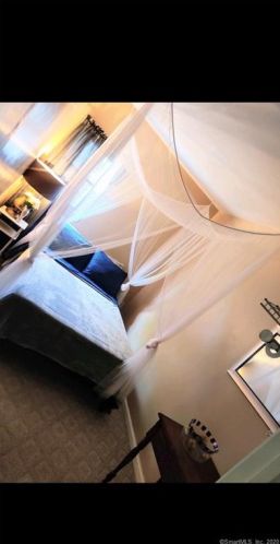 31 Grand St, United States Coast Guard Ac CT  06320-5024 exterior