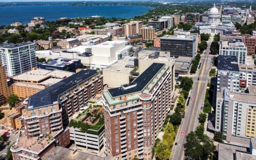 360 Washington Ave, Madison WI  53703-2834 exterior