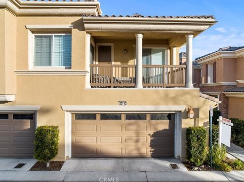 23860 Toscana Dr, Santa Clarita CA  91354-3015 exterior