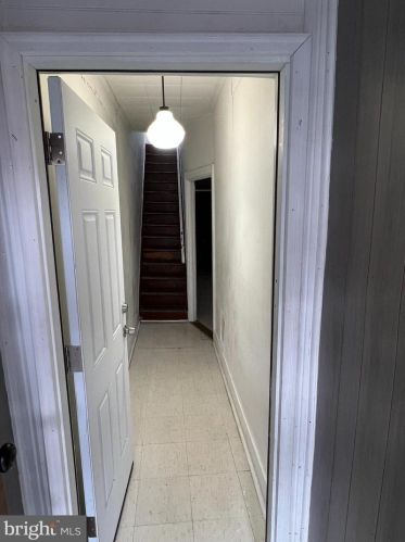 1208 Walnut St, Harrisburg PA  17103-2252 exterior