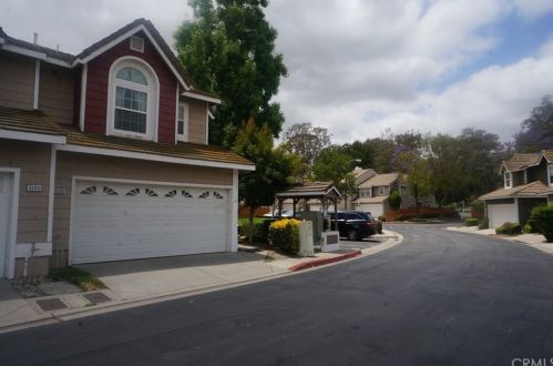 3261 Hilltop Dr, Chino Hills, CA 91709-4207