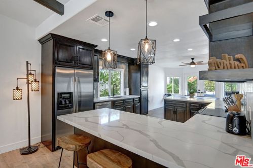 54404 Avenida Madero, La Quinta CA  92253-3620 exterior