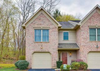 252 Stonehedge Ln, Navy Sup Dpt PA  17055-7008 exterior