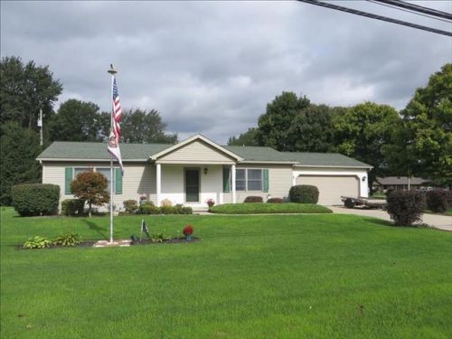 10816 Logan St, Whitehouse, OH 43571-9428
