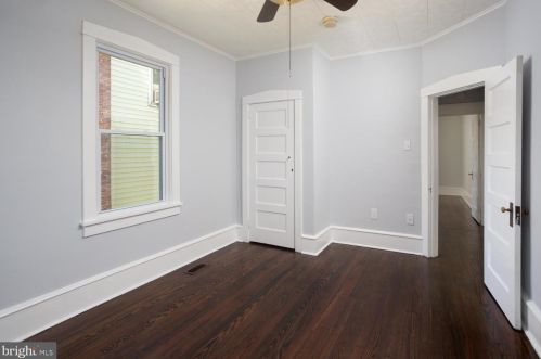 457 Lexington Ave, Camden NJ  08110-2828 exterior