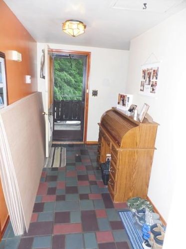 4706 Smithfield St, Mckeesport PA  15135-1216 exterior