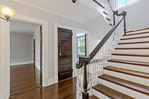 44 Greenridge Ave, White Plains NY  10605-1622 exterior