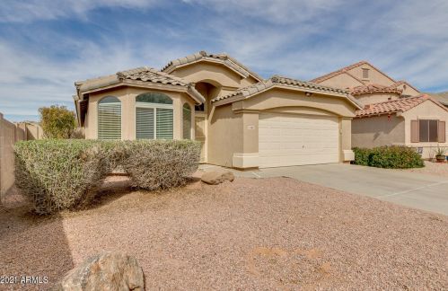 4198 Rock Dr, San Tan Valley, AZ 85143-6048