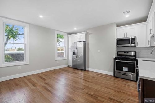 410 26th St, Union City NJ  07087-4511 exterior