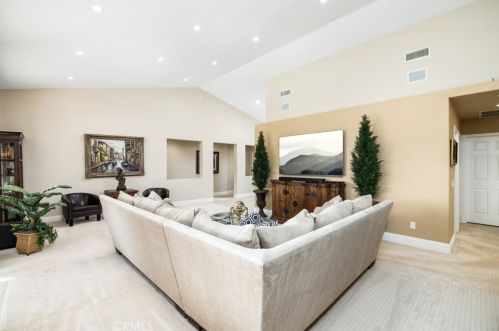 2631 Saddle Ridge Dr, Covina CA  91724-3839 exterior