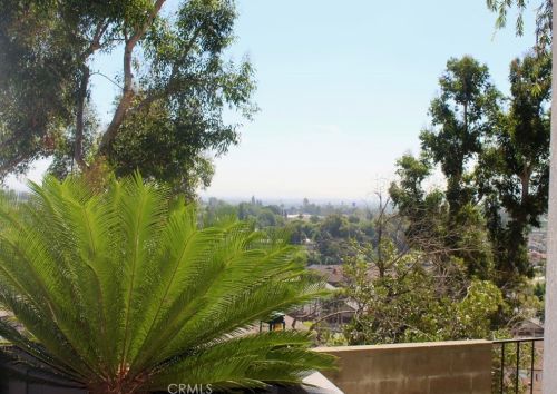 1736 Mountain Terrace Ln, Montebello CA  90640-2064 exterior