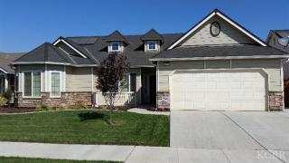 1788 Hayward St, Hanford, CA 93230-8610