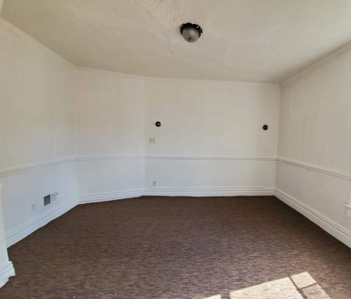 309 Phillips St, New Castle PA  16101-4753 exterior