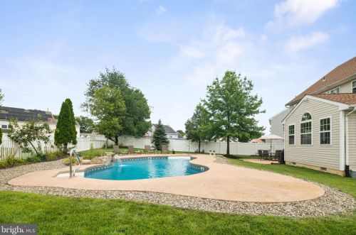 71 Easton Dr, Erial NJ  08081-4345 exterior