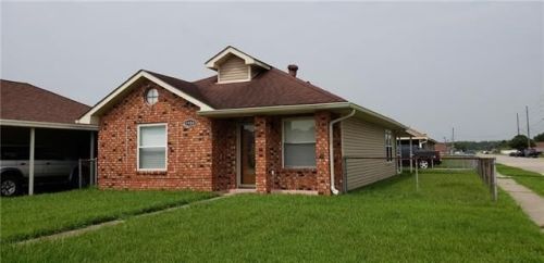 1900 Melba Pl, Marrero, LA 70072-6707