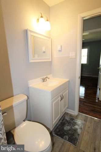 1 Old Barn Rd, Richmond National Battlefiel VA  22835-9008 exterior