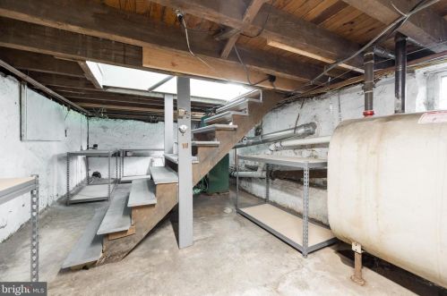 321 Howard St, Pottstown PA 19464-6701 exterior