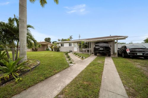 5930 9th Ct, Hialeah, FL 33012-2302