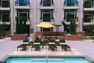 3808 Main St, Houston TX  77002-5430 exterior