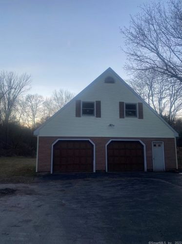 131 Main St, North Sterling, CT 06377-1813