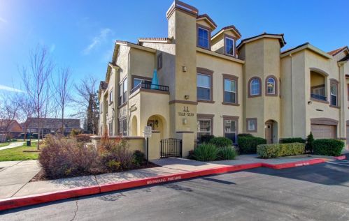 5530 Tares Cir, Elk Grove, CA 95757-4363