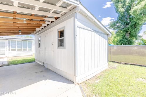 2487 3 Ave, Alford FL  32420-6847 exterior