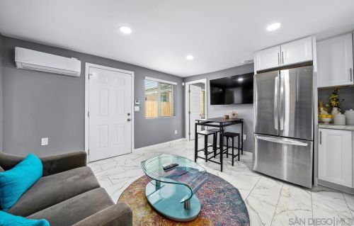 4762 Castle Ave, San Diego CA  92105-2913 exterior