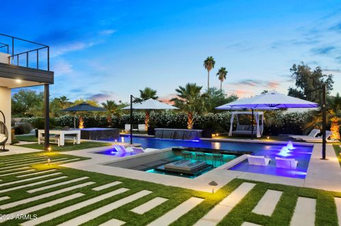 10019 57th St, Scottsdale AZ  85253-1137 exterior