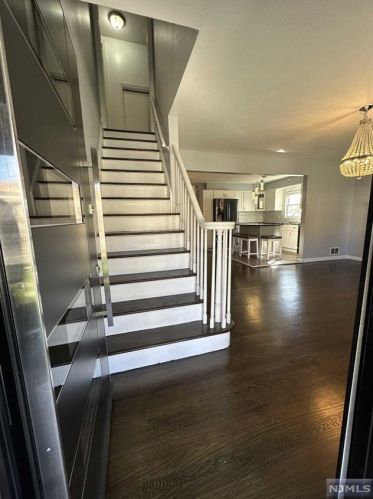 44 Chamberlain Ave, Paterson NJ  07502-1352 exterior