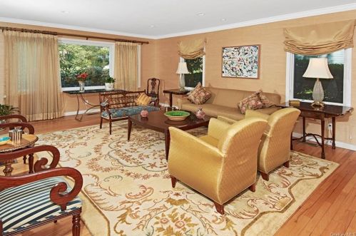 26 Bonwit Rd, Rye Brook NY  10573-1437 exterior