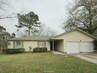 1300 Sand Pine Rd, Ladson, SC 29456-3135
