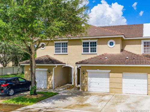 203 120th Ave, Hollywood, FL 33025-5911