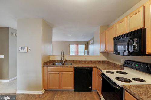 28 Quillen St, Dover DE  19904-5686 exterior