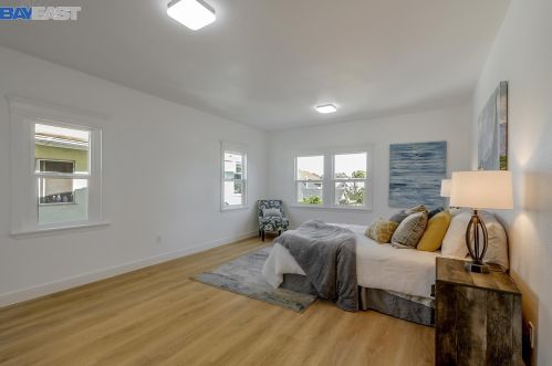 1802 88th Ave, Oakland CA  94621-1008 exterior