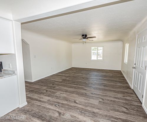 1023 3rd Ave, Safford, AZ 85546-2406