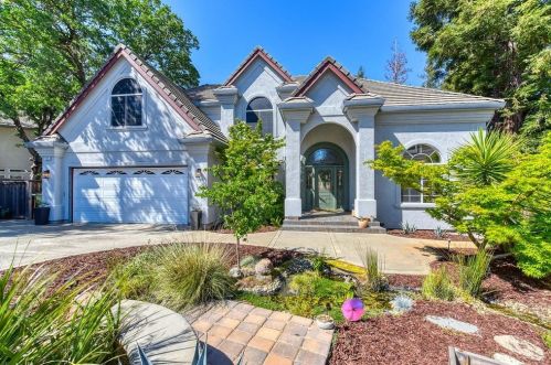 108 Brugler Ct, Folsom, CA 95630-2252