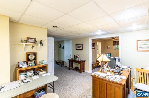 287 Jefferson Dr, Bybee VA 22963-3212 exterior