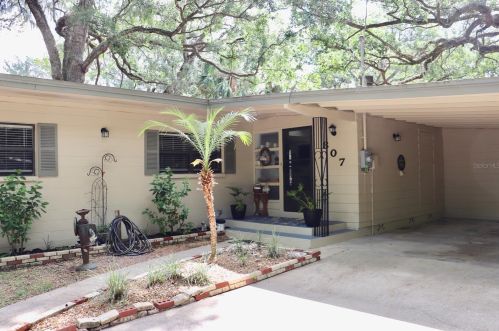 807 Live Oak Dr, Brooksville, FL 34601-2754