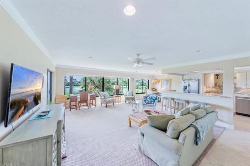 1032 Wildwood Ln, Naples, FL 34105-3255