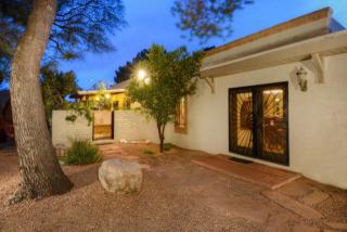 5798 Placita Esplendora, Tucson, AZ 85718-4570