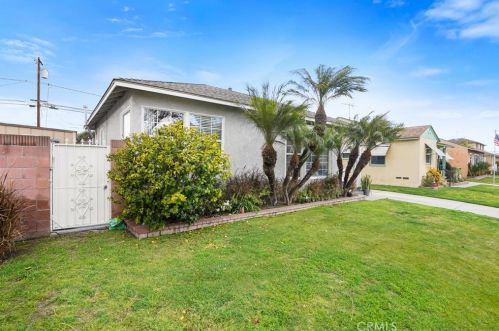 5023 Faust Ave, Lakewood CA  90713-1922 exterior